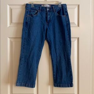 Levi’s Nouveau 515 capris size 8